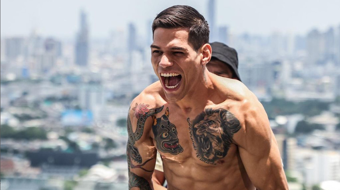 El peleador ecuatoriano, Aaron Cañarte, durante el pesaje para su primera pelea en One Championship, en Bangkok.