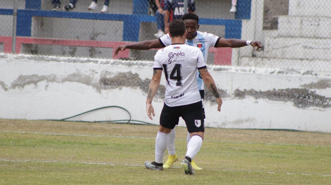 Los jugadores del Deportivo Quito festejan uno de los goles ante Juventud, en la Fecha 17 de la Segunda Categoría de Pichincha, el 12 de agosto de 2023.