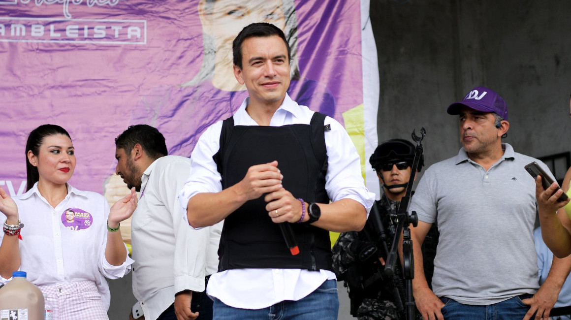 El candidato presidencial Daniel Noboa, durante un recorrido por Manabí este 26 de agosto de 2023.