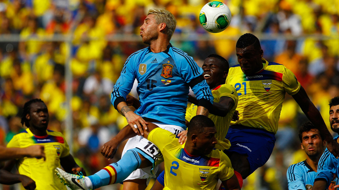 El último partido de Ecuador ante un vigente campeón del mundo fue ante España, el 14 de agosto de 2013, en el estadio Banco Pichincha.