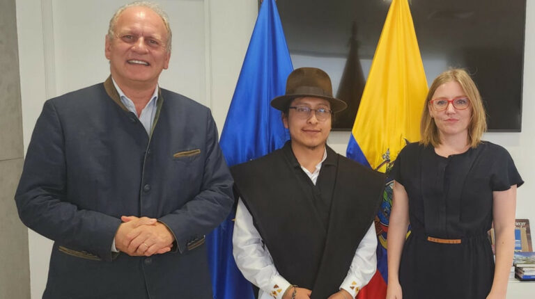 Dos niños y un joven ecuatoriano brillan con su talento en el exterior