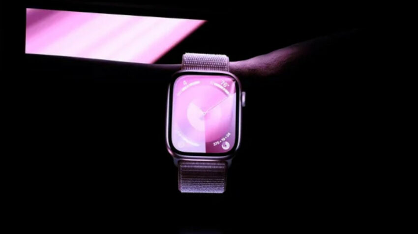 Vista frontal del nuevo Apple Watch, Serie 9, presentado el 12 de septiembre de 2023. 
