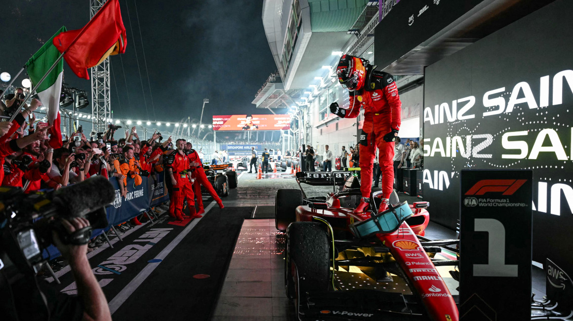 Carlos Sainz gana el Gran Premio de Singapur de Fórmula 1
