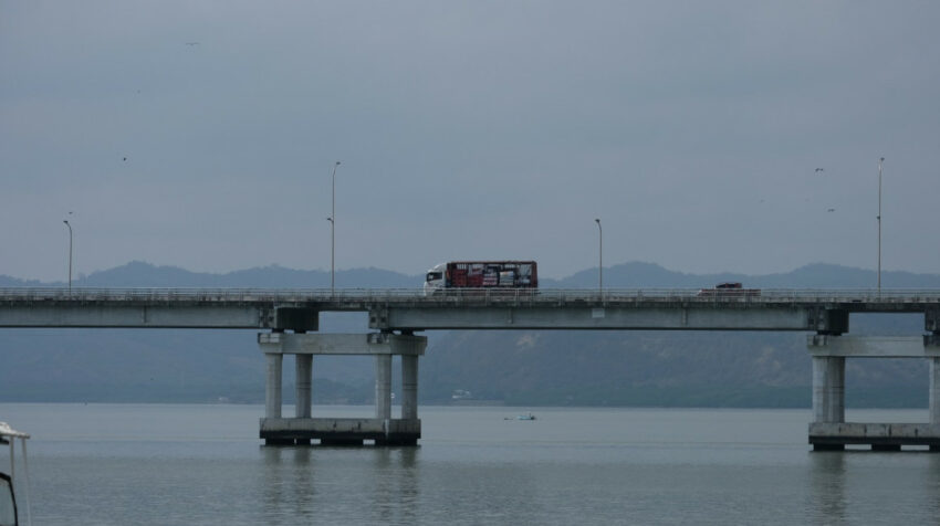 Por este puente se movilizan entre 11.000 a 12.000 vehículos diarios. 