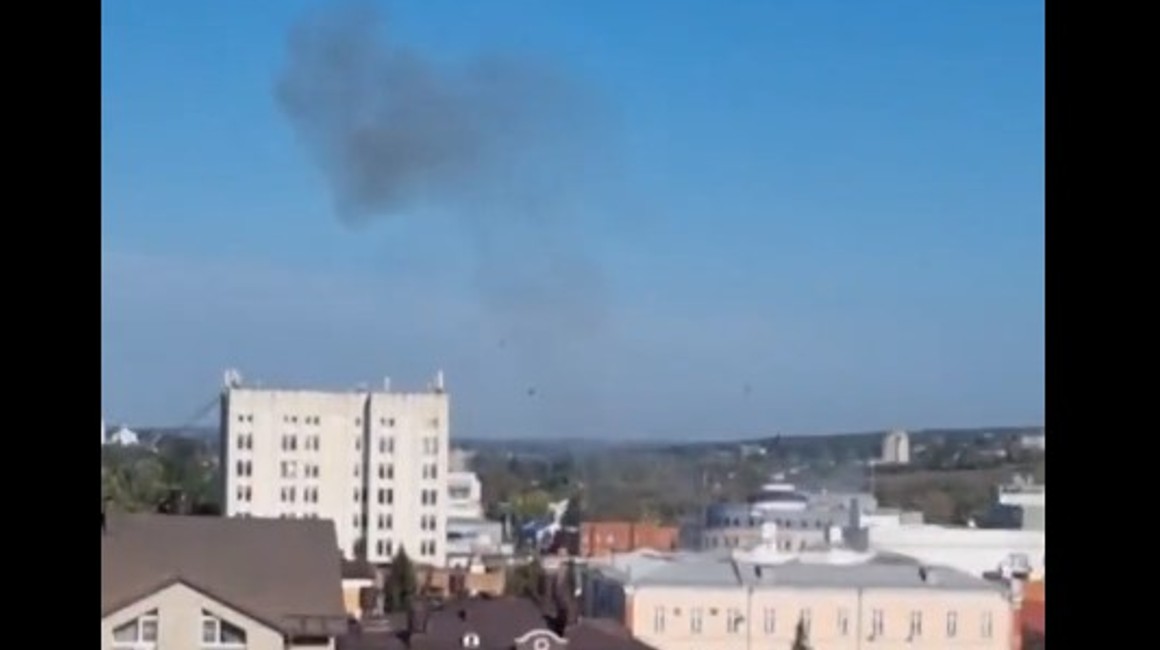 Una columna de humo negro apareció en Kursk tras el ataque de Ucrania.