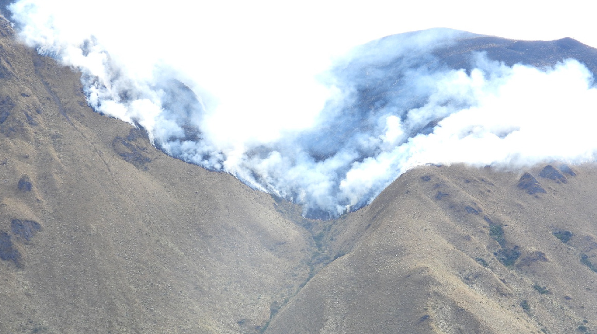 Incendio forestal en Tulcán el 25 de septiembre de 2023.