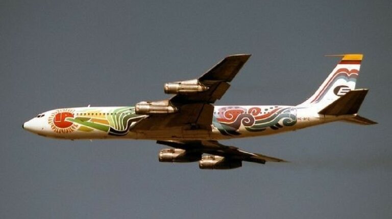 Imagen referencial de un avión de Ecuatoriana de Aviación.