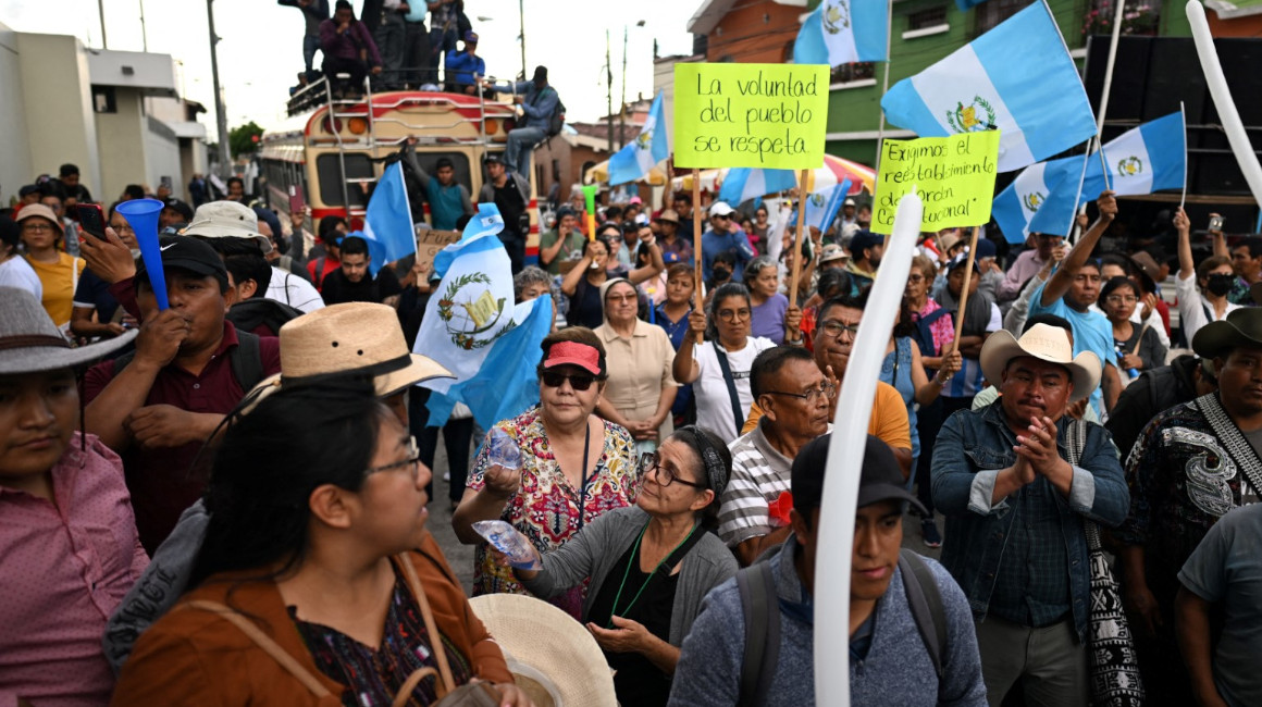 Protesta frente al Ministerio Público en Ciudad de Guatemala, el 2 de octubre de 2023.