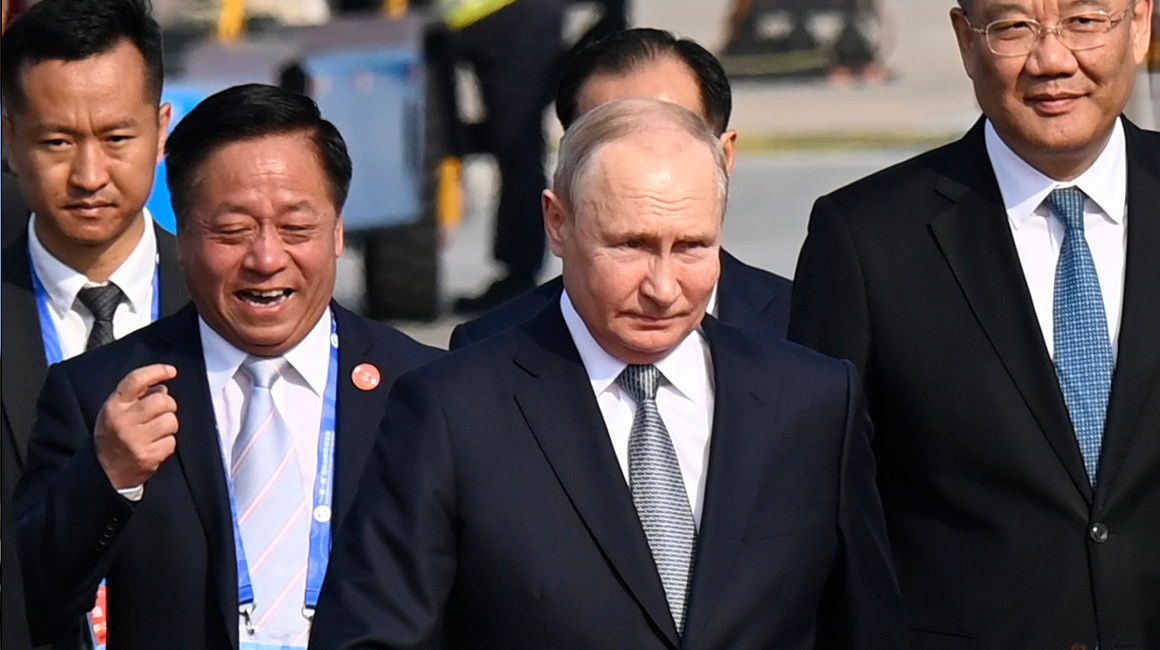 Putin llega a China el 17 de octubre de 2023.