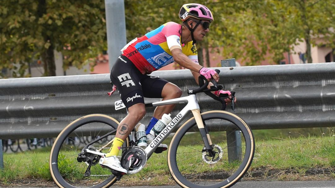 Richard Carapaz, durante el Giro della Toscana, el 13 de septiembre de 2023.