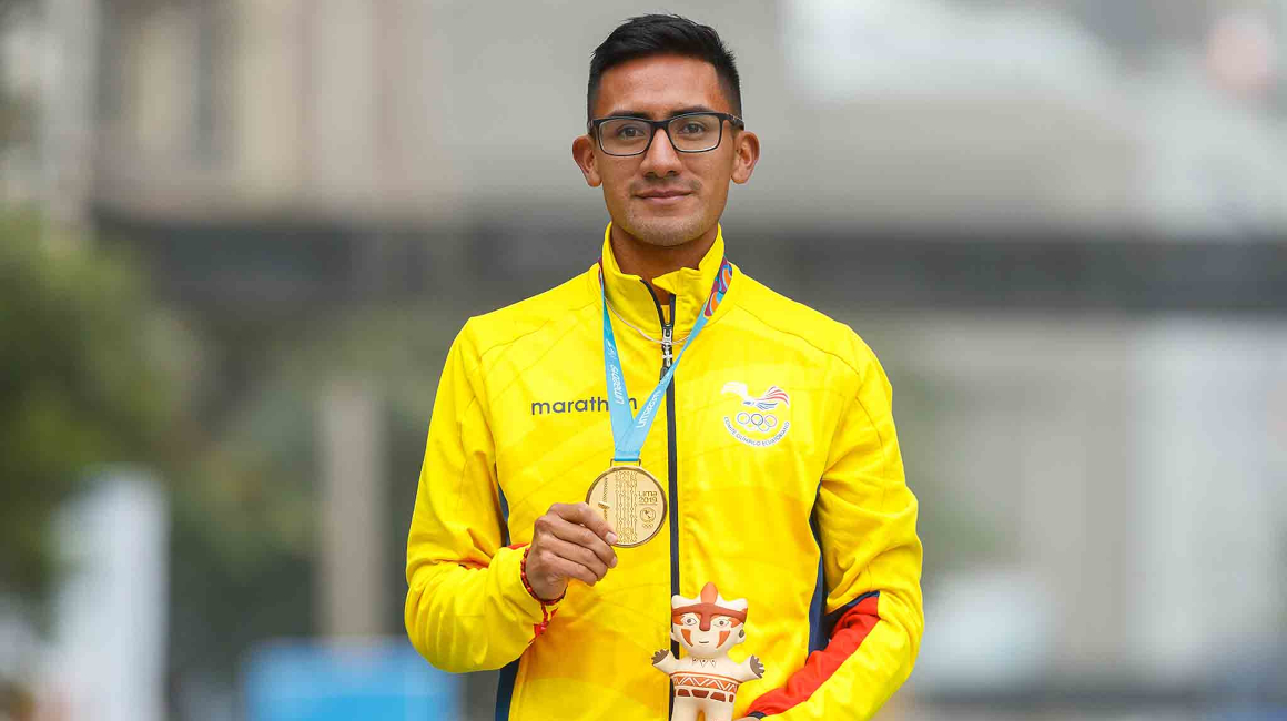 Daniel Pintado, con su medalla de oro conseguida en Lima 2019.