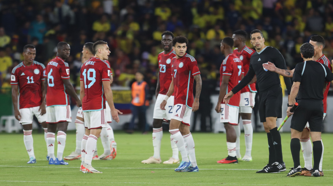Jugadores de Colombia en el partido ante Ecuador el 17 de octubre de 2023.