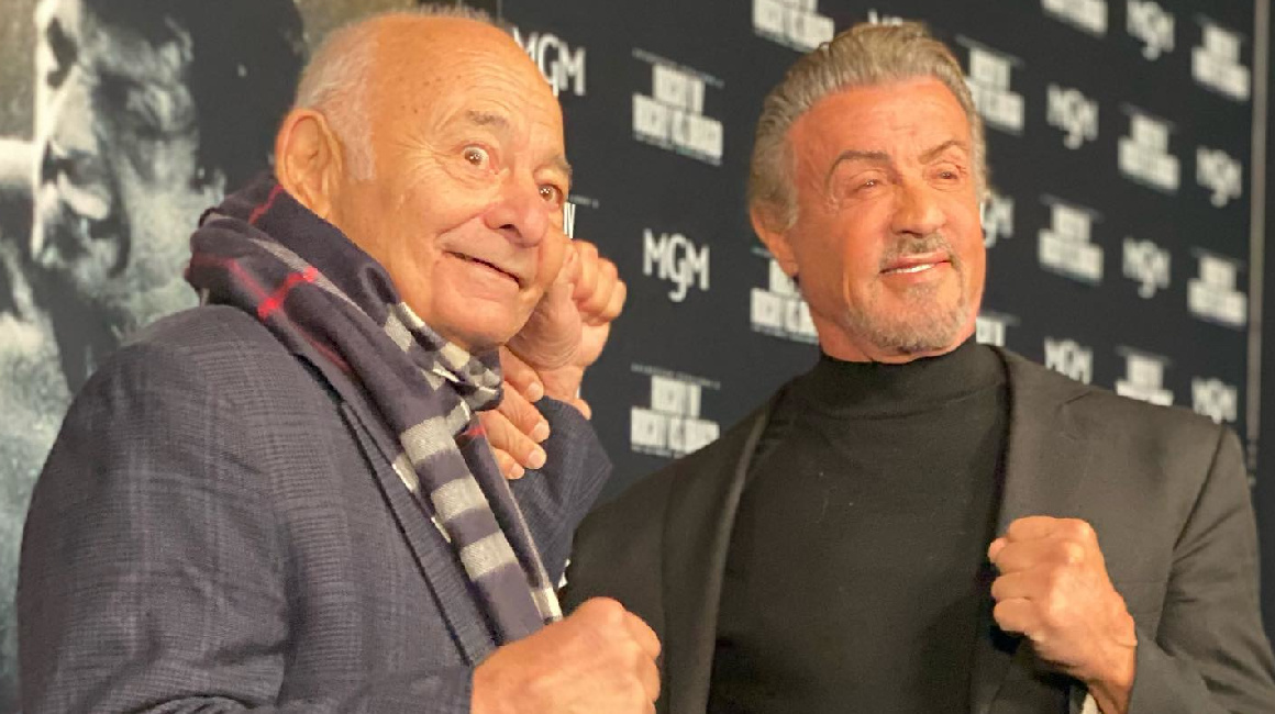 Burt Young con Sylvester Stallone en una fotografía de su cuenta de Instagram en noviembre 2021