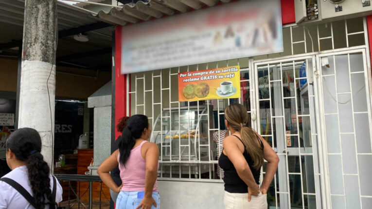 Imagen referencial de un negocio en Guayaquil. Octubre de 2023.