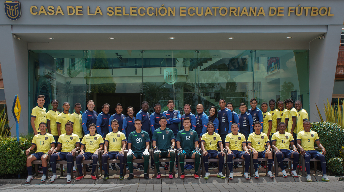 La delegación completa de Ecuador que viajará al Mundial Sub 17 en Indonesia.