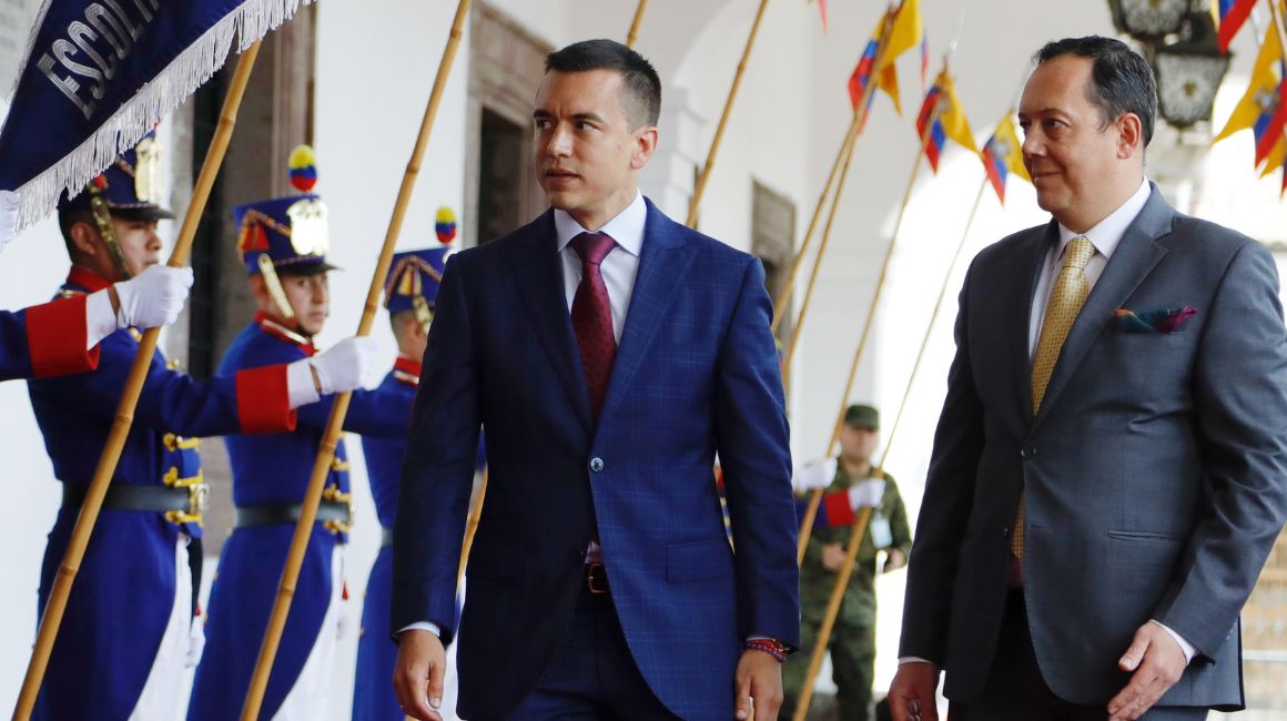 Daniel Noboa, presidente electo de Ecuador, ingresa al Palacio de Carondelet para la reunión con Guillermo Lasso, el 17 de octubre del 2023.