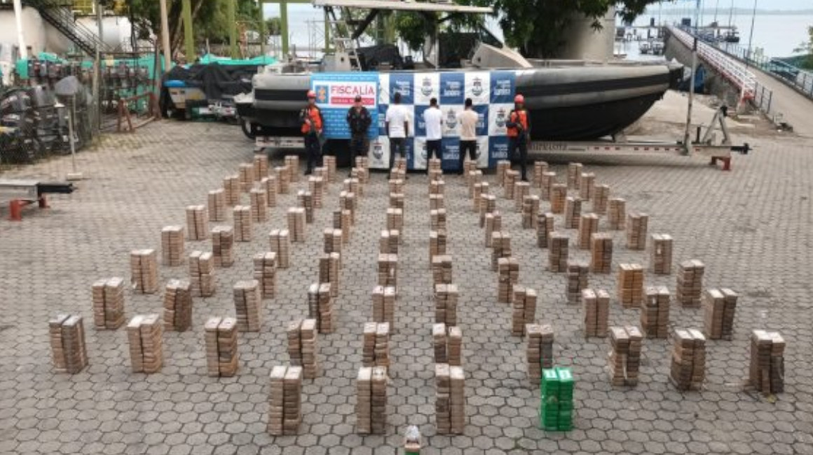 Ecuatorianos capturados en incautación de narcosubmarino en Colombia