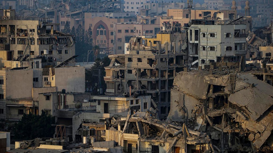 Vista de la destrucción en la Ciudad de Gaza, el 5 de noviembre de 2023.