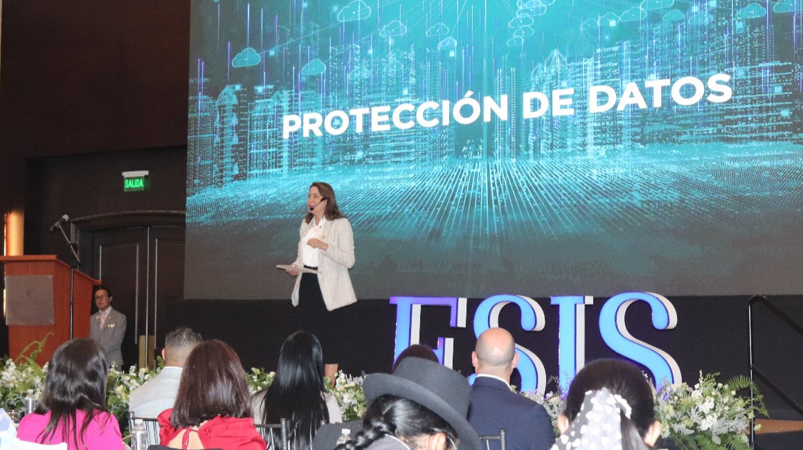 Ministra de Telecomunicaciones, Vianna Maino, en el evento Summit Innovación y Seguridad. Guayaquil, 25 de octubre de 2023.