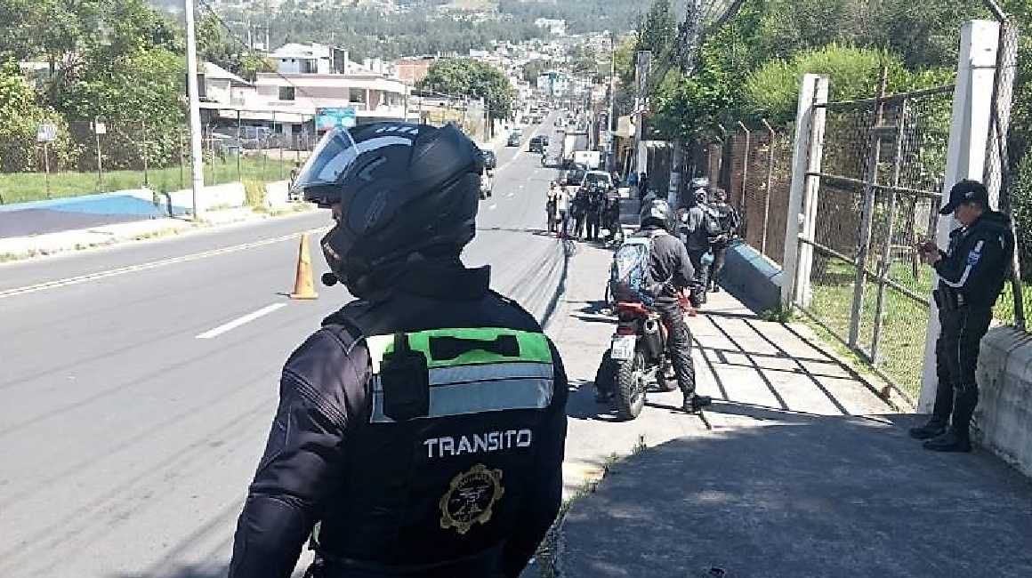 Operativo de control a motocicletas en Quito noviembre 2023