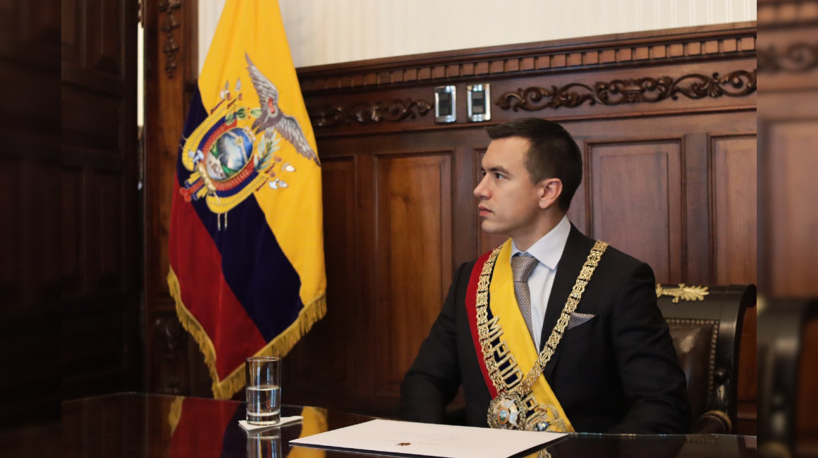 El presidente Daniel Noboa en su despacho, en su primer día de gobierno, el 23 de noviembre de 2023.