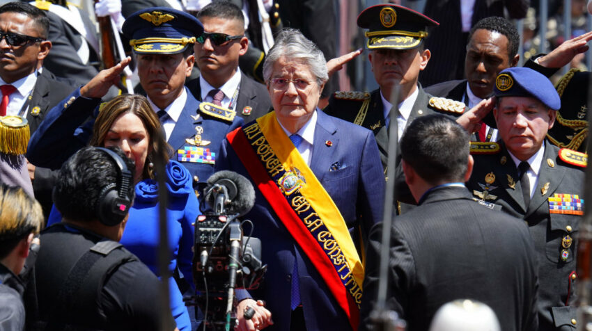 El presidente saliente, Guillermo Lasso, a su entrada al Palacio Legislativo este 27 de noviembre de 2023.