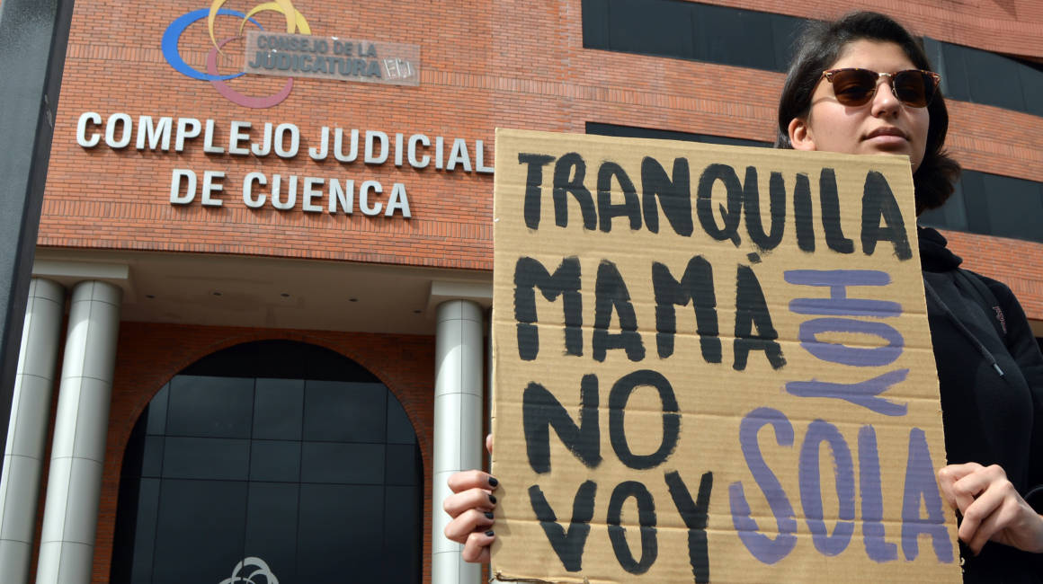 Un plantón por en contra de las agresiones y asesinatos a mujeres, en Cuenca, el 20 de julio de 2023. Específicamente, por el caso de Nicole V.