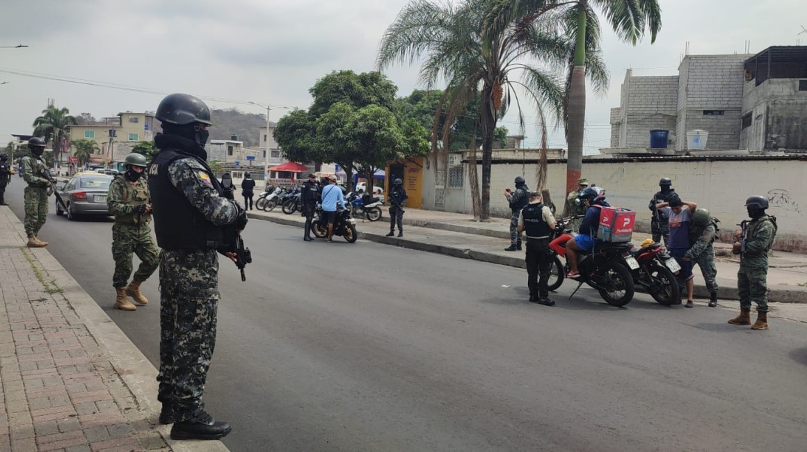 Una fuerza multitarea y un comando militar antiterrorista se desplegaron este 6 de diciembre en Durán, en Guayas, uno de las ciudades más violentas del país.