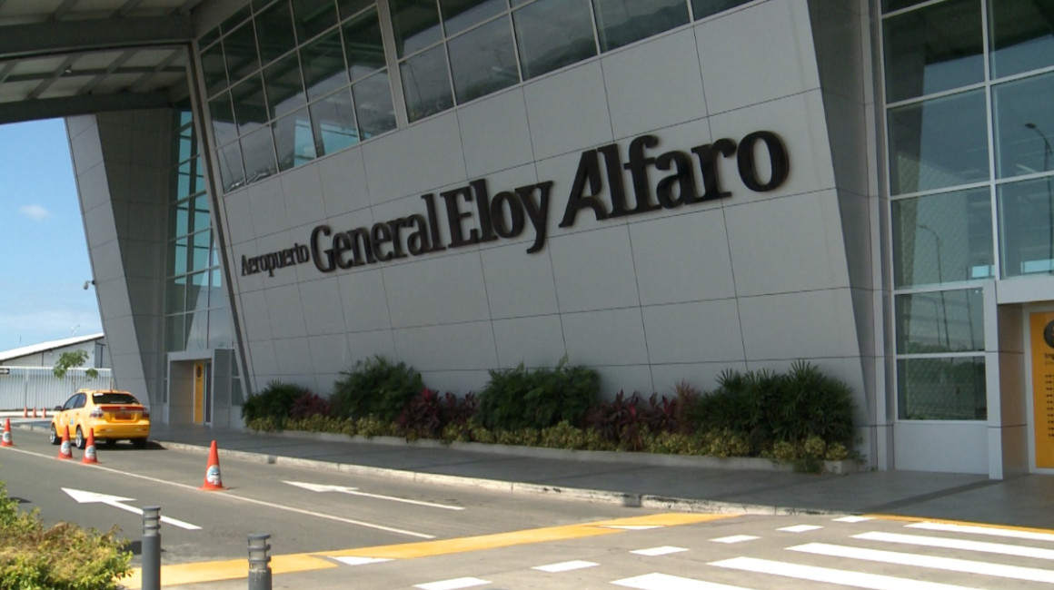 El aeropuerto Eloy Alfaro de Manta, el 13 de diciembre de 2023.