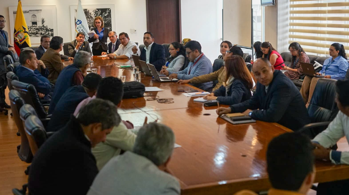 Reunión entre el ministro de Agricultura, Danilo Palacios, maiceros e industriales. Foto del 12 de diciembre de 2023.