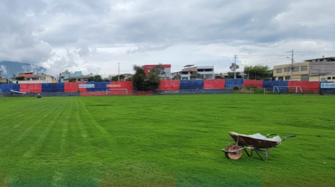 La cancha del Deportivo Quito, previo al comienzo de la temporada. 