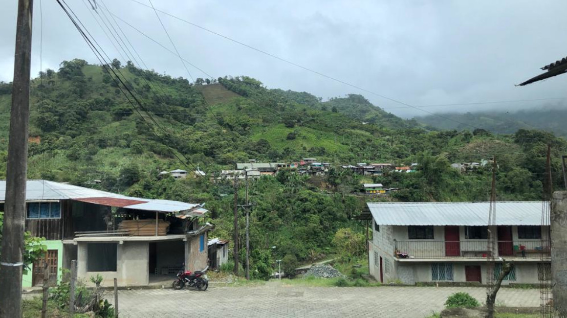 La parroquia Maldonado, en Ecuador, tiene como vecino a San Juan, que está custodiado por la guerrilla en Colombia.
