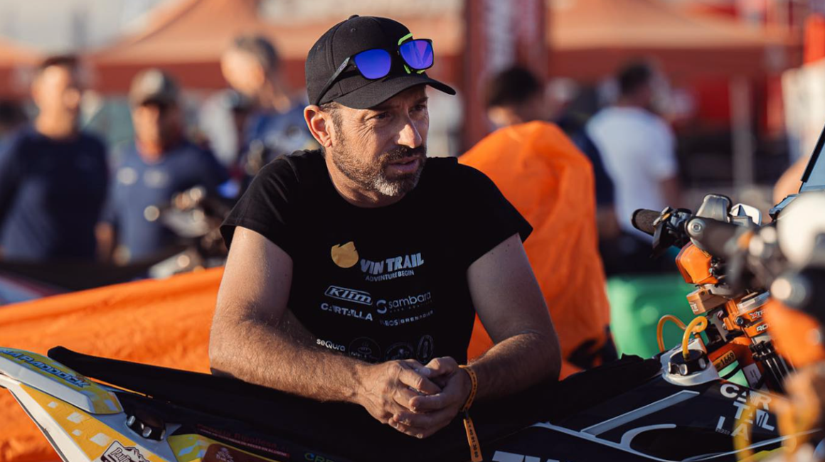 El piloto de motos español Carles Falcón en el Dakar, 7 de enero de 2024.