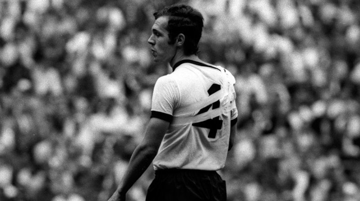 Franz Beckenbauer, durante el 'partido del siglo'.