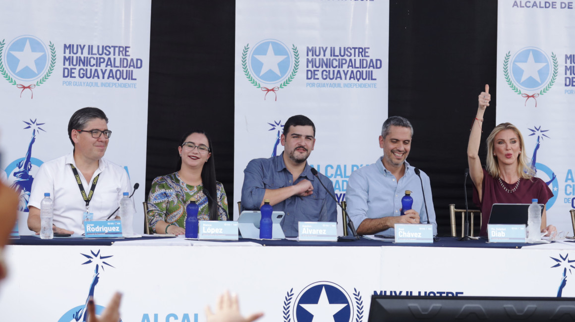 Sesión itinerante del concejo de Guayaquil en Guayarte, el 14 de diciembre de 2024.