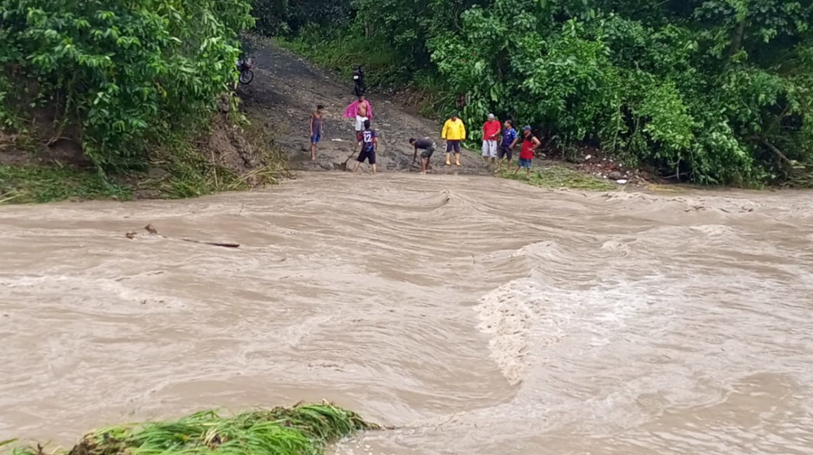 Manabí, Esmeraldas y Los Ríos afectados por severas inundaciones