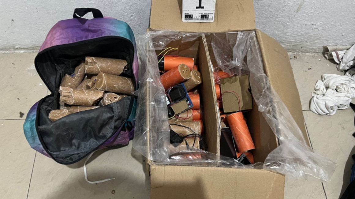 La Policía encontró 40 tacos de pentolita en una casa en Guayaquil, el 1 de febrero de 2024.