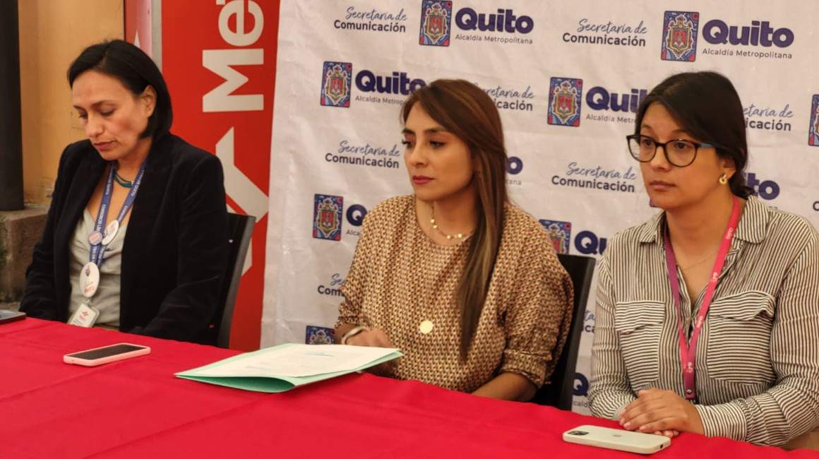 La subprocuradora del Municipio de Quito, Carolina Pantoja, en una rueda de prensa, el 1 de febrero de 2024.