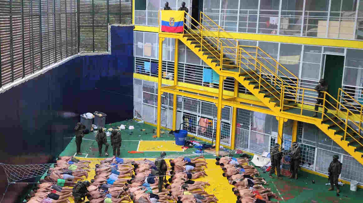 Intervención del bloque de seguridad en una de las cárceles de Guayaquil, 18 de enero de 2024.
