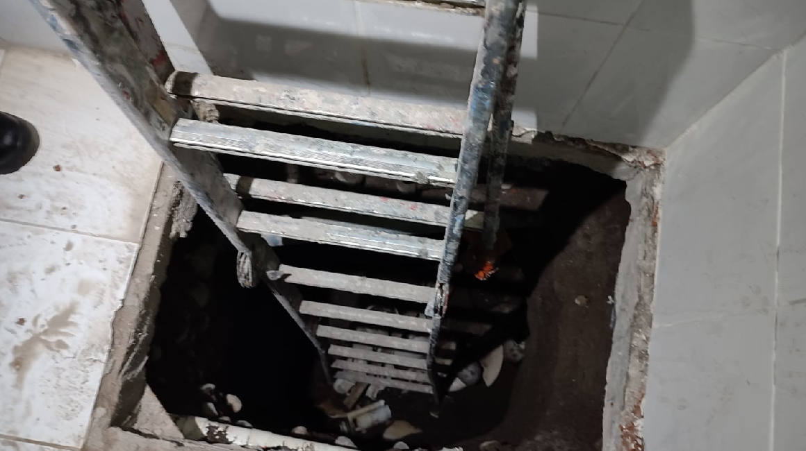 En las oficinas del SNAI, en el CRS Cotopaxi, se estaba cavando un túnel.