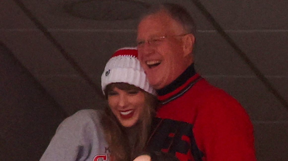 Taylor Swift y su padre Scott Kingsley Swift.