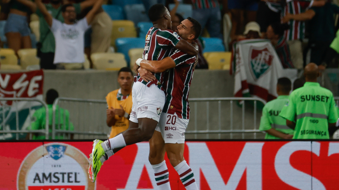 Jhon Arias celebra el gol de Fluminense en la Recopa, ante Liga de Quito, el 29 de febrero de 2024.