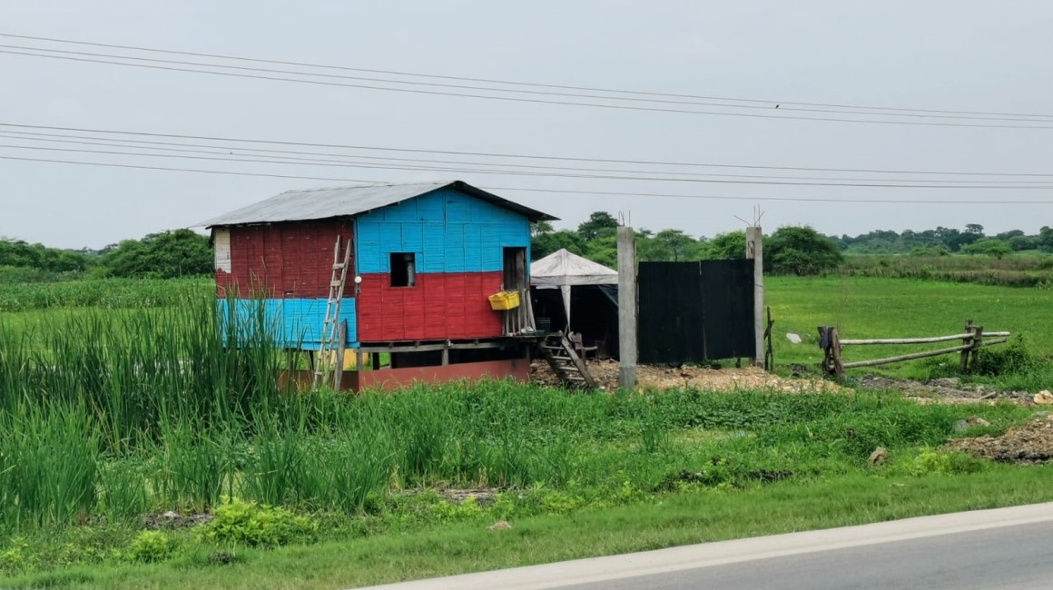 Terrenos en el kilómetro 14,5 de la vía Durán-Tambo, en Guayas, de la que se apropió de forma fraudulenta Fausto Alarcón, según tesis de la Fiscalía.