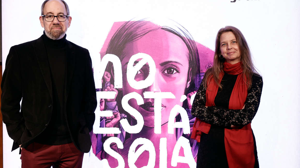 Los directores de la película documental 'No Estás Sola: La lucha contra La Manada', durante su estreno en España en febrero de 2024.