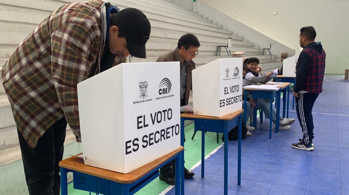 Los ecuatorianos acudirán a las urnas el 21 de abril para la consulta popular y referendo.
