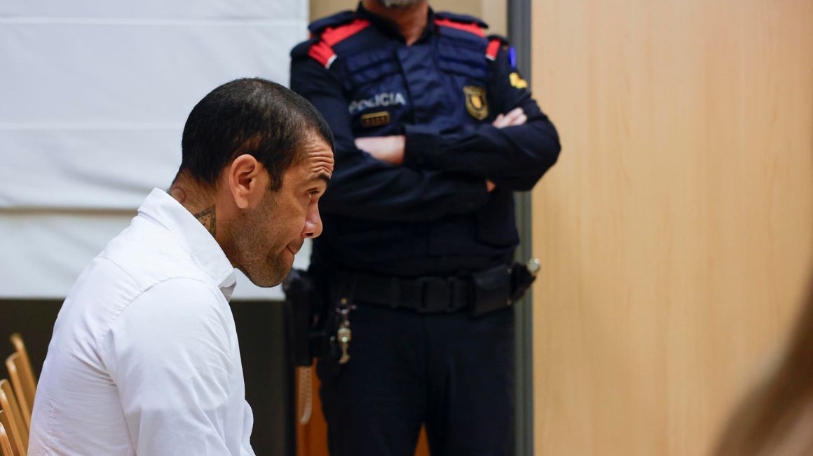 El exjugador del FC Barcelona Dani Alves en la audiencia de juicio el 5 de febrero de 2024.