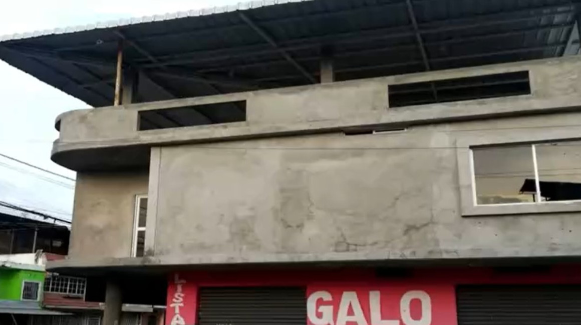 Balzar: sujetos disparan 65 veces contra la vivienda del alcalde Galo Meza