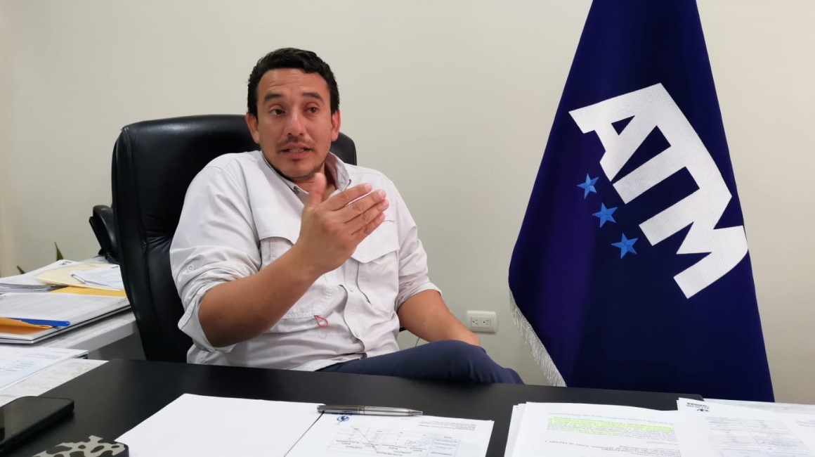 José Franco Magallanes, gerente general de la Empresa Pública Municipal, en una entrevista en la Agencia de Tránsito y Movilidad (ATM) de Guayaquil.