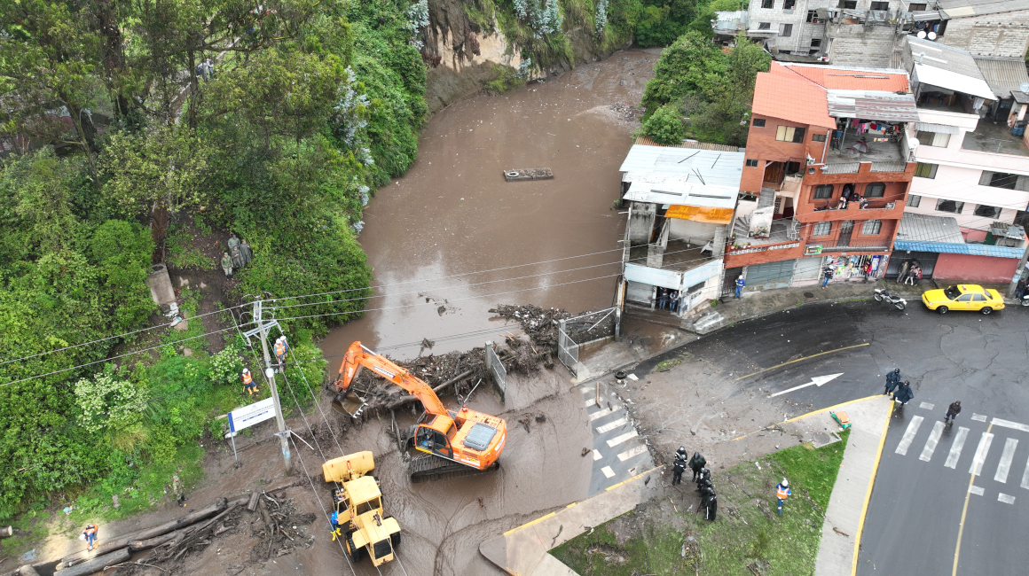Imagen de la quebrada El Tejado, el 3 de abril de 2024, tras el aluvión registrado en el barrio La Gasca.