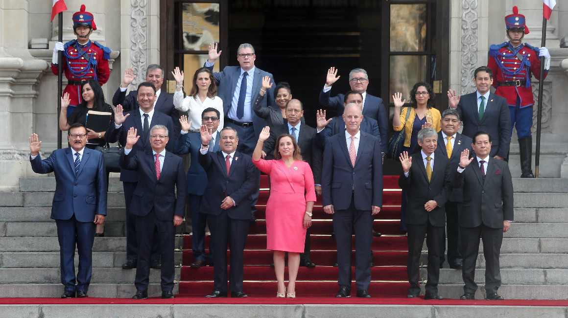La presidenta de Perú, Dina Boluarte, renovó a su gabinete de ministros el 3 de abril de 2024.